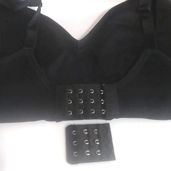 BLACK ADJUSTABLE SUPPORT COMFORT STRETCH SPORTS BRA SIZE XL NWOT - Picture 9 of 10